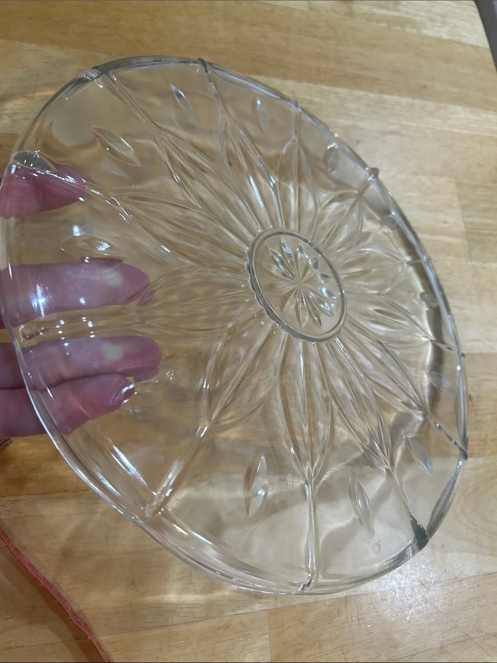 Clear Glass sculpture sides Decorative Serving Plate- diameter 11 inches